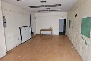 300 Longfellow St, Vandergrift, PA 15690 - Photo 28