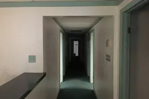 300 Longfellow St, Vandergrift, PA 15690 - Photo 6