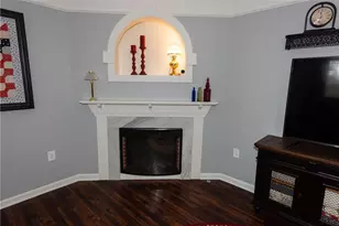 132 Winterbrook Dr, Cranberry Township, PA 16066 - Photo 16