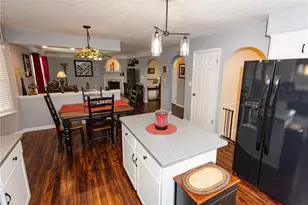 132 Winterbrook Dr, Cranberry Township, PA 16066 - Photo 10