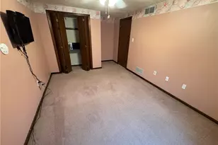 303 Kay Dr, Pittsburgh, PA 15236 - Photo 22