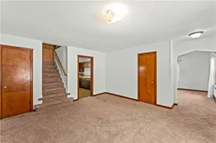 208 Frederick Dr, Pittsburgh, PA 15241 - Photo 8