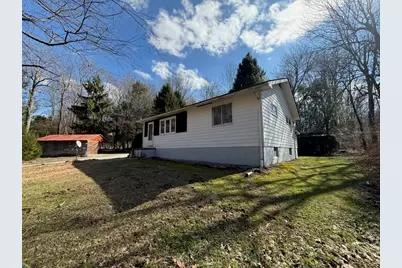 420 Sugar Run Rd, Saint Clair Township, PA 15944 - Photo 2