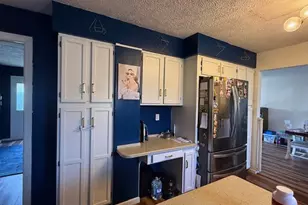 907 Parkview Dr, Johnstown, PA 15905 - Photo 6