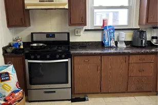 737 McLain St, Pittsburgh, PA 15210 - Photo 8