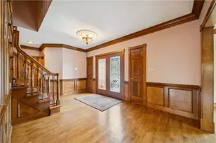 10484 Olde Villa Dr, Pittsburgh, PA 15044 - Photo 12