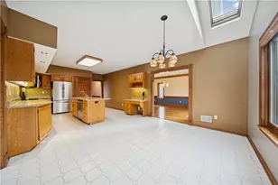 10484 Olde Villa Dr, Pittsburgh, PA 15044 - Photo 22