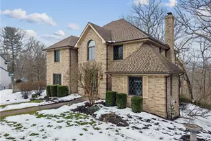 10484 Olde Villa Dr, Pittsburgh, PA 15044 - Photo 6