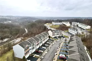 260 Grace Manor Dr, Coraopolis, PA 15108 - Photo 2