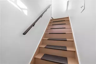 2303 Sherbrook St, Pittsburgh, PA 15217 - Photo 4