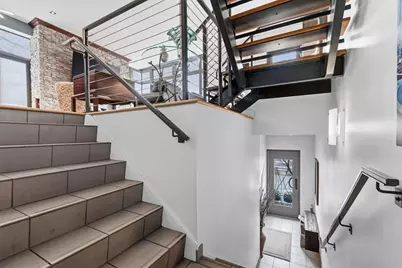 46 Windom Hill Pl, Pittsburgh, PA 15203 - Photo 2