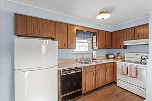 208 Center Ave, McDonald, PA 15057 - Photo 8