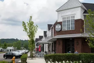 2122 Westcott Ln, Bridgeville, PA 15017 - Photo 30