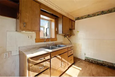 626 Hazel Street, West Mifflin, PA 15122 - Photo 6