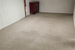 1586 Collier Ave, Heidelberg, PA 15106 - Photo 8