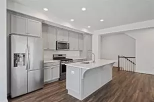 2122 Westcott Ln, Bridgeville, PA 15017 - Photo 8