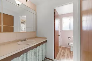 1045 Fiddleback Dr, McKees Rocks, PA 15136 - Photo 18