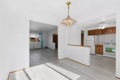 1045 Fiddleback Dr, McKees Rocks, PA 15136 - Photo 6