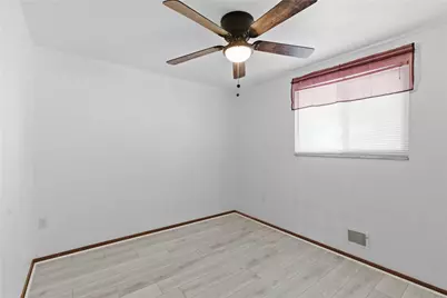 1045 Fiddleback Dr, McKees Rocks, PA 15136 - Photo 12