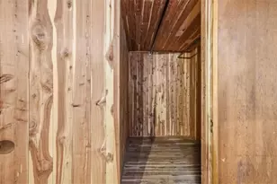 5555 Pocusset St, Pittsburgh, PA 15217 - Photo 30