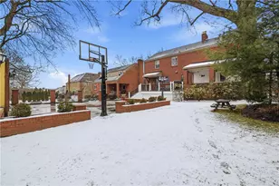 1391 Terrace Dr, Pittsburgh, PA 15228 - Photo 40