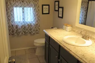 240 Florida Dr, New Kensington, PA 15068 - Photo 18