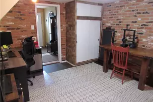 240 Florida Dr, New Kensington, PA 15068 - Photo 22