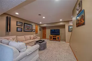 919 Lodgepole, Imperial, PA 15126 - Photo 32