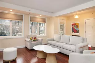 1532 Overton Ln, Pittsburgh, PA 15217 - Photo 4