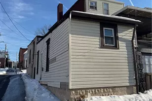 211 S 3rd St, Jeannette, PA 15644 - Photo 4