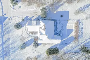 272 Cabernet Dr, New Castle, PA 16105 - Photo 12