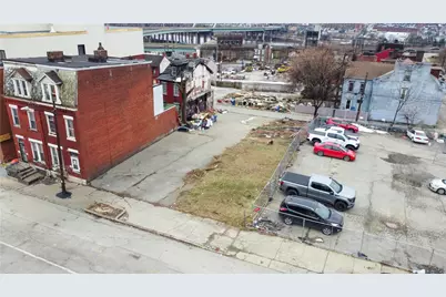 2106 5th Ave, Pittsburgh, PA 15219 - Photo 2