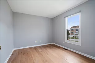 7053 Highland Creek Dr, Bridgeville, PA 15017 - Photo 12