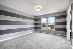 7053 Highland Creek Dr, Bridgeville, PA 15017 - Photo 22