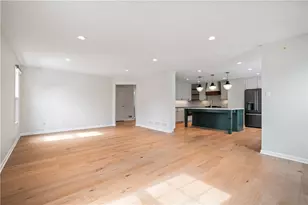 7053 Highland Creek Dr, South Fayette, PA 15017 - Photo 6