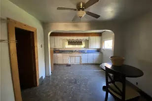 384 Market St, Clarksville, PA 15322 - Photo 6