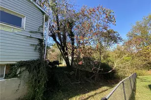 384 Market St, Clarksville, PA 15322 - Photo 4