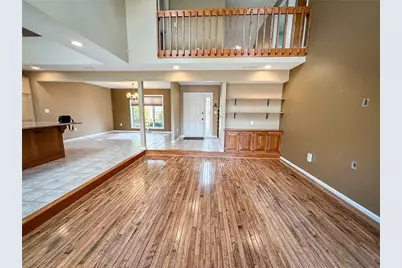 319 Lakewood Dr, Center Township, PA 16001 - Photo 6