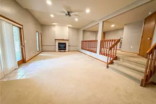 319 LakeWood Dr, Center Township, PA 16001 - Photo 34