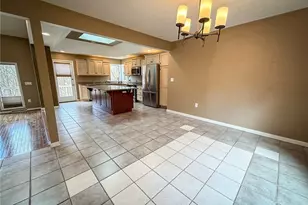 319 LakeWood Dr, Center Township, PA 16001 - Photo 18