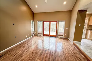 319 LakeWood Dr, Center Township, PA 16001 - Photo 8