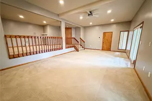 319 LakeWood Dr, Center Township, PA 16001 - Photo 32