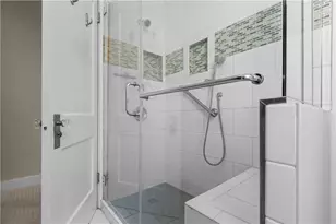 6314 Forward Ave, Pittsburgh, PA 15217 - Photo 22