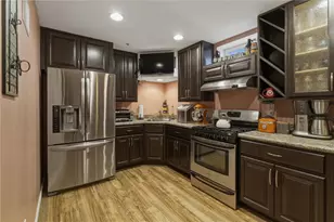 11621 Beacon Dr, Irwin, PA 15642 - Photo 18