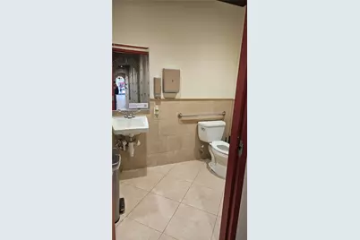 5862 Forbes Ave, Pittsburgh, PA 15217 - Photo 4