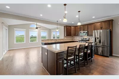 183 Kruger Cir, Forward Township, PA 16033 - Photo 8