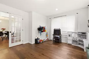 1007 Fieldstone Dr, Cecil, PA 15317 - Photo 8