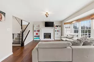 1007 Fieldstone Dr, Cecil, PA 15317 - Photo 20