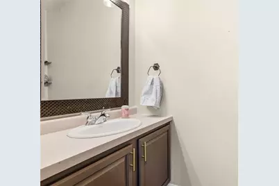 1007 Fieldstone Drive, Cecil, PA 15317 - Photo 12