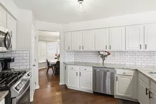 1007 Fieldstone Dr, Cecil, PA 15317 - Photo 16